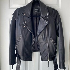 ZARA SMALL LEATHER JACKET